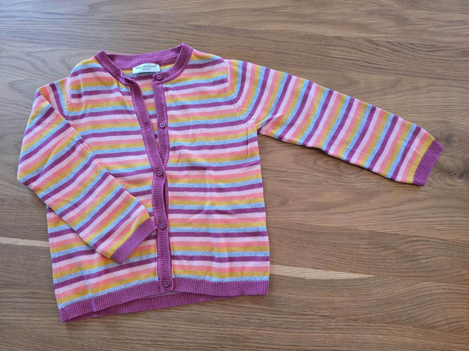 Maglioni & Felpe: Strickjacke Gr. 110/116 – Usato da Zäziwil venduto da Seisler