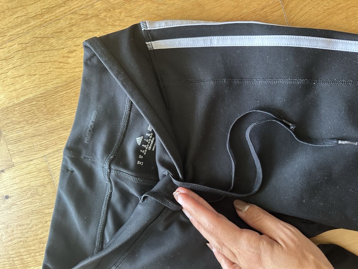 Adidas Strümpfe & Strumpfhosen: Collant 3/4 Adidas noir bandes blanches taille S – Neu (gemäss Beschreibung) aus Bulle von Miriammf_6 2