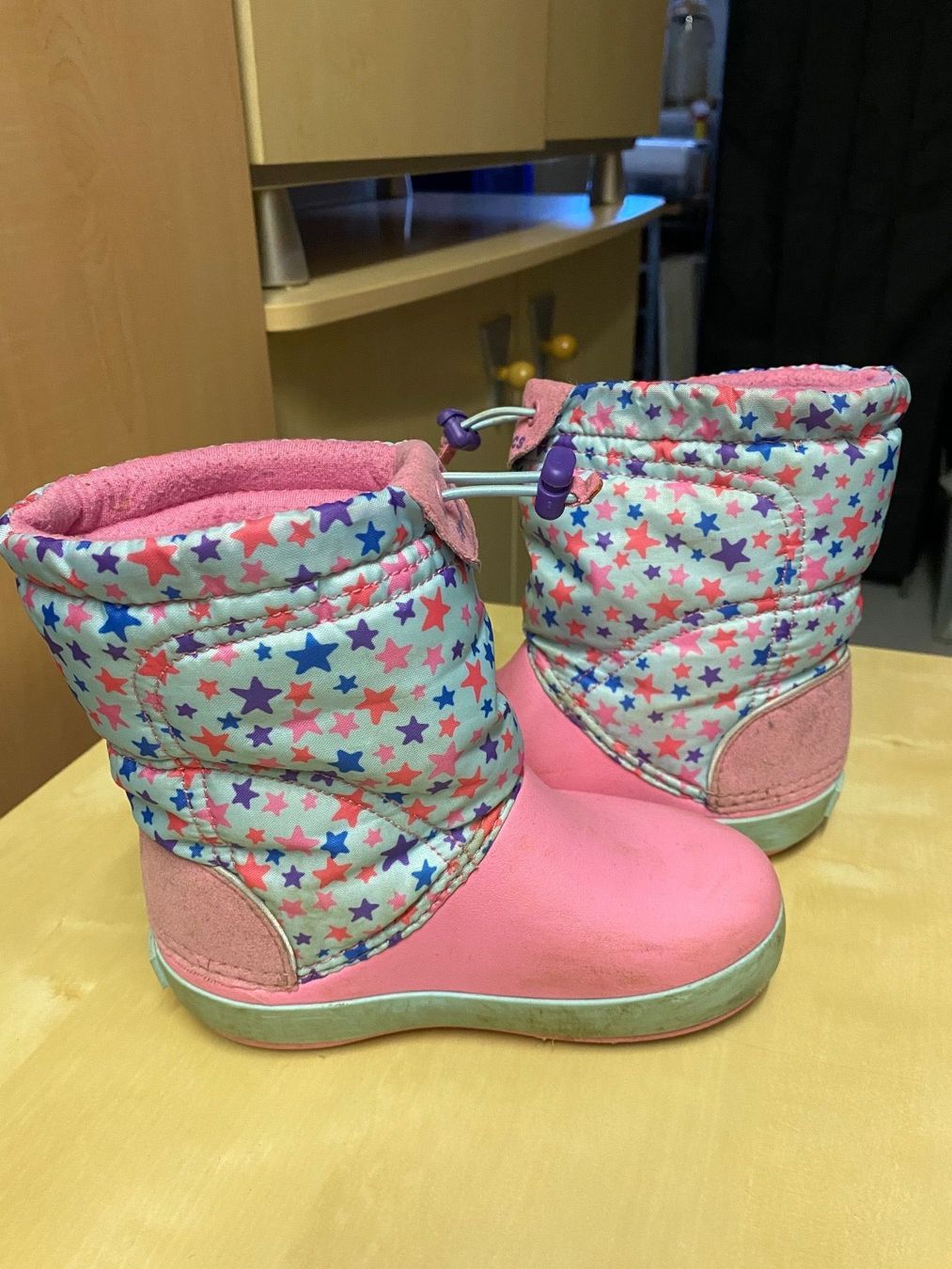 Crocs Scarpe per ragazze: Crocs Stiefel – Usato da Kleinandelfingen venduto da lau_10 5