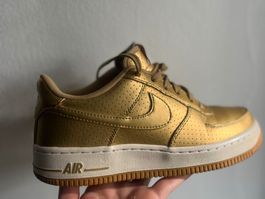 Nike Air Force 1 "Metallic Gold" – Gr. 37.5 (Original)