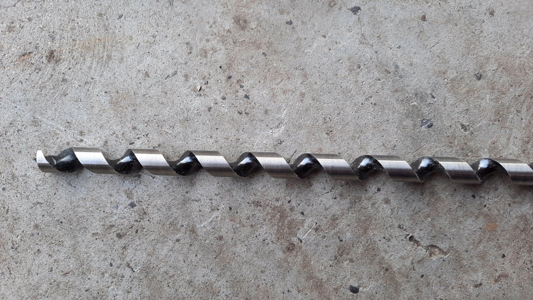 Tutti gli attrezzi: Schlangenbohrer 10mm – Usato da Grosshöchstetten venduto da Wuffi 2