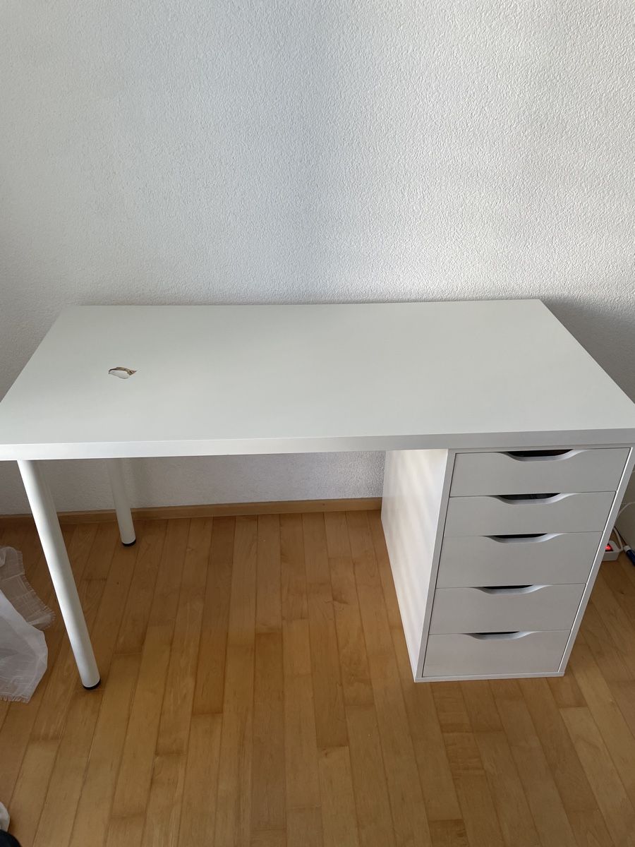 Ikea Schreibtische: Ikea desk – Gebraucht aus Bonstetten von gam_2yd7