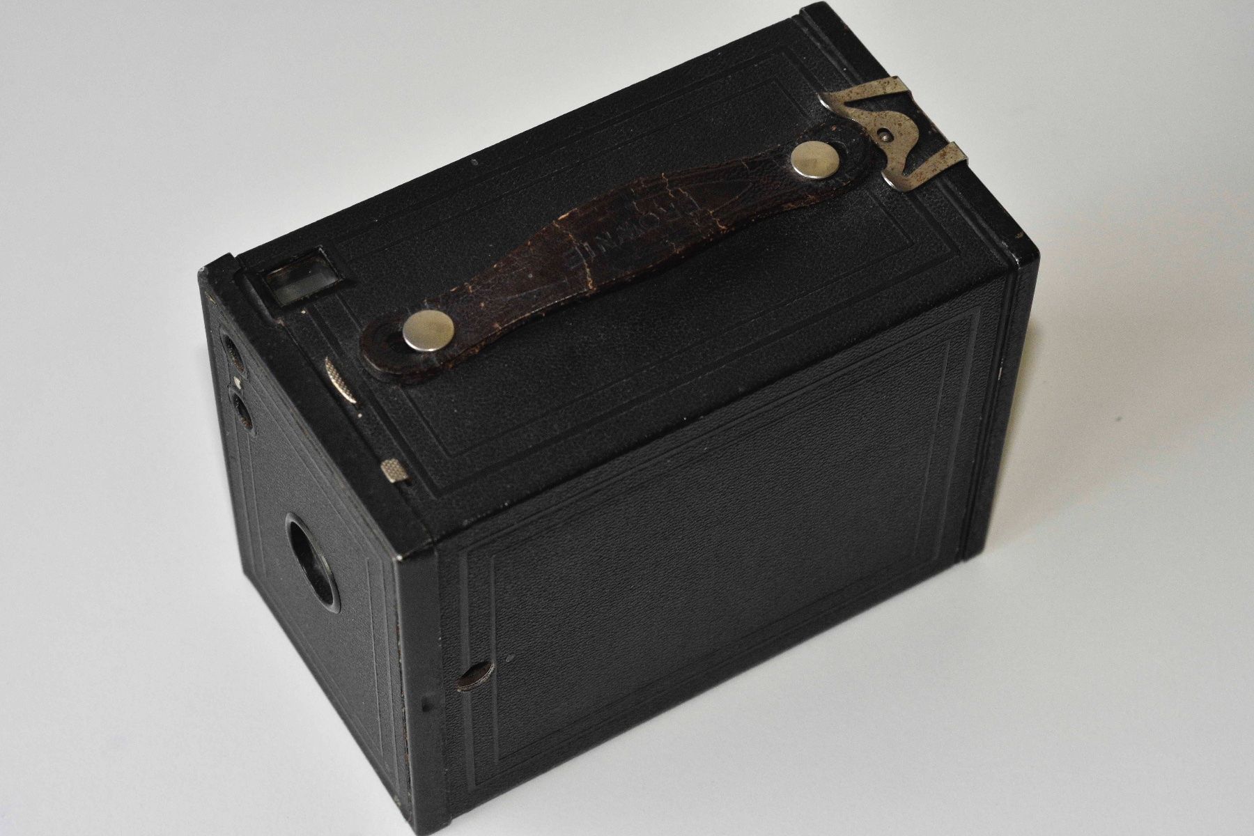 Kodak Fotocamera: Kodak Brownie Boxkamera – Usato da Schwerzenbach venduto da floridan 1