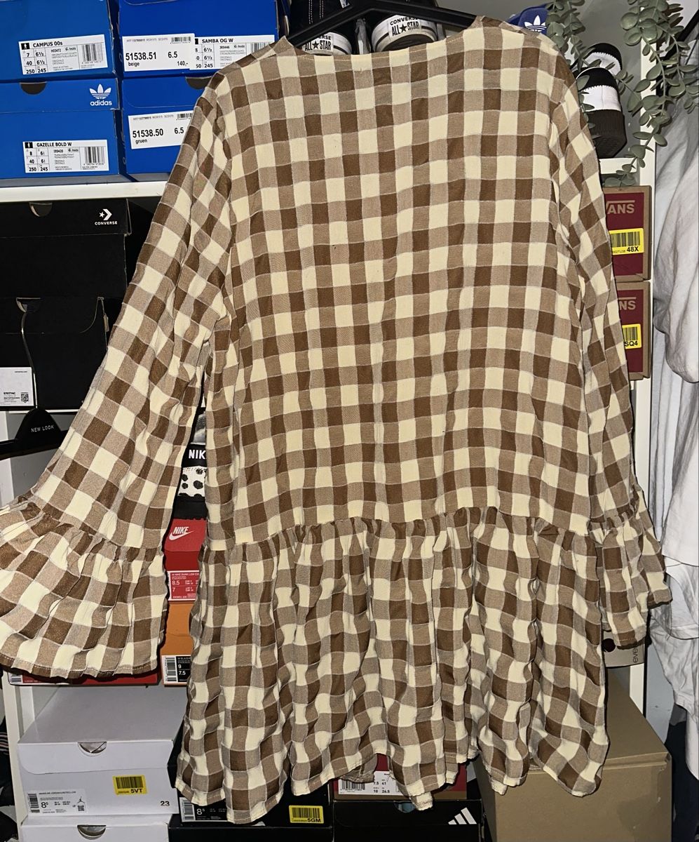 Vestiti: Kleid, EU44 – Usato da Gutenswil venduto da jus_nr7h 3