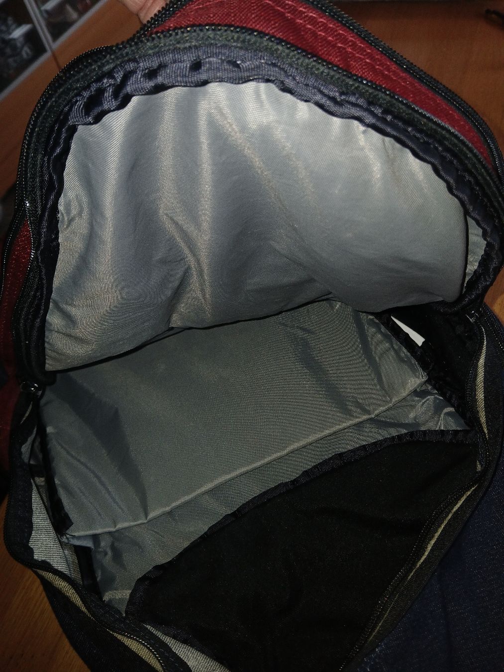 Dakine Zaini: dakine Schulrucksack – Usato da recherswil venduto da papamoll71 2