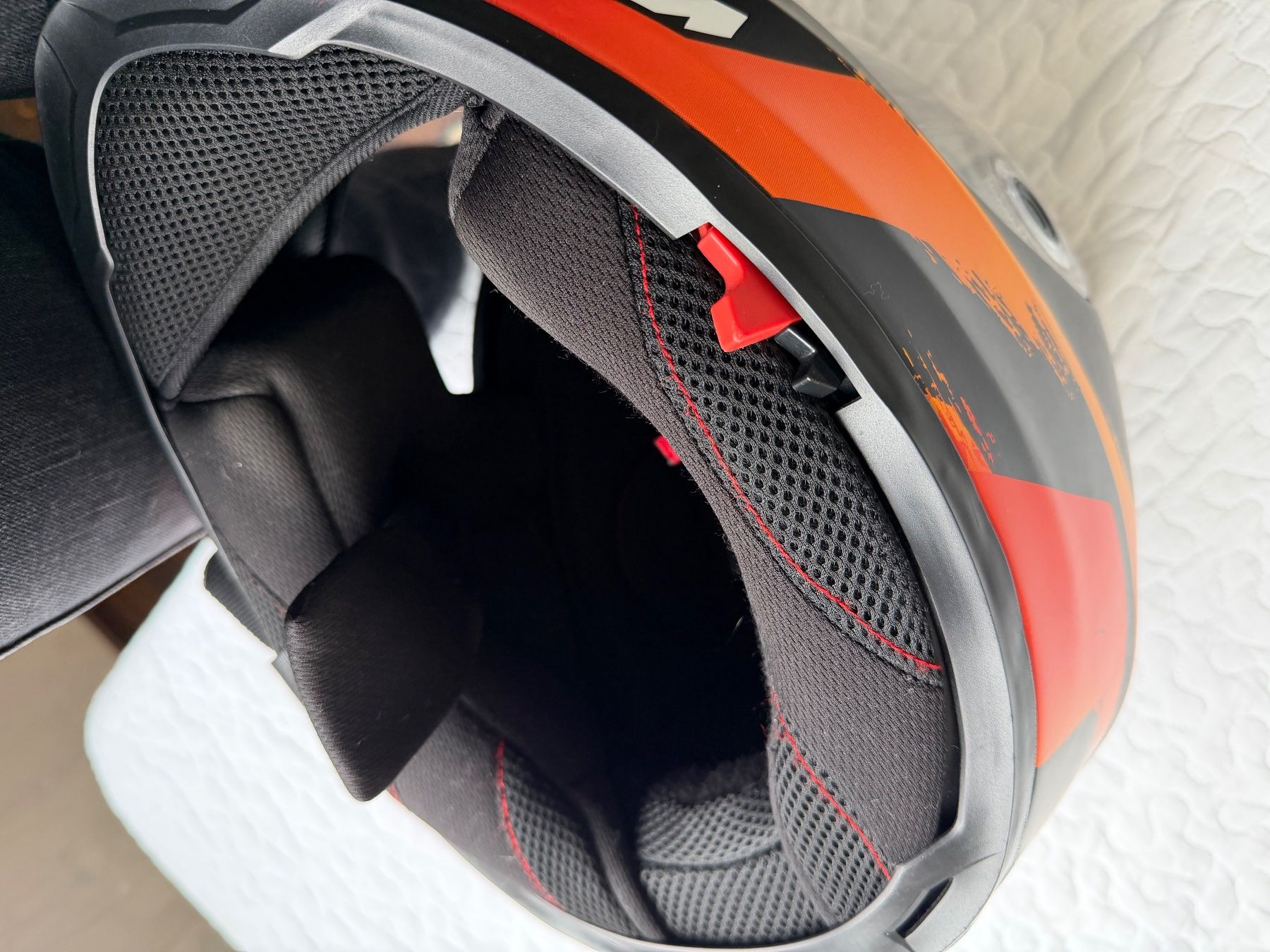 KTM Casques & visières: Helm neuwertig KTM Gr. S – D'occasion à Lyss par Shantishiva 2