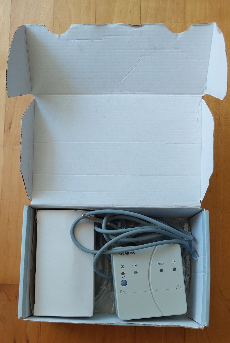 Componenti elettronici: Siemens OZW672.01 Kommunikationsmodul Neu – Nuovo e nell'imballaggio originale da Rüti ZH venduto da akazia2 4