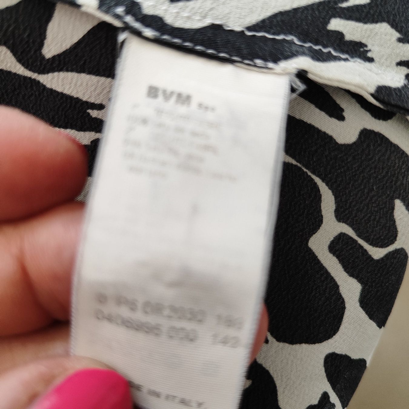 Costumi: Seide Kostüme Gr 44 ( IT) – Usato da Langnau am Albis venduto da Judithsebi 3