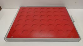 Münz-Kassette Lindner 42 Fächer rot, gebraucht (L38-8)
