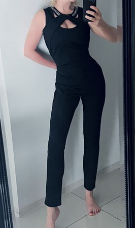 Eleganter schwarzer Jumpsuit – Grösse L
