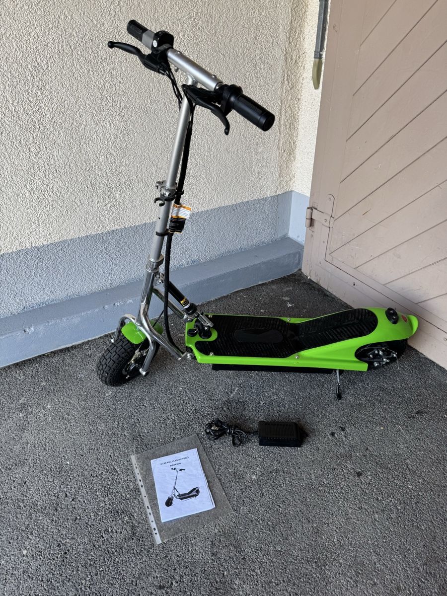 Kickboard: Elektrotrottinetts Serie DR2430 – Gebraucht aus Belp von ch1999
