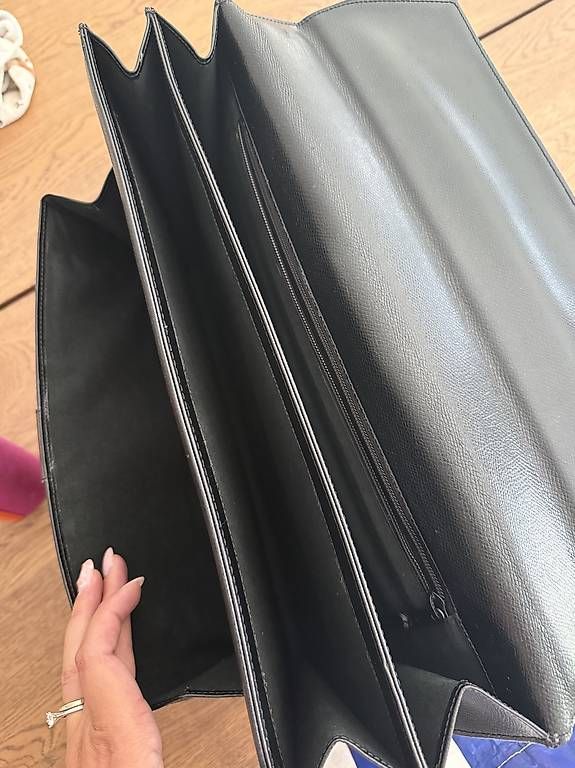Koffer & Taschen: Porte documents en cuire vintage – Gebraucht aus Lausanne von you_2y7g 4