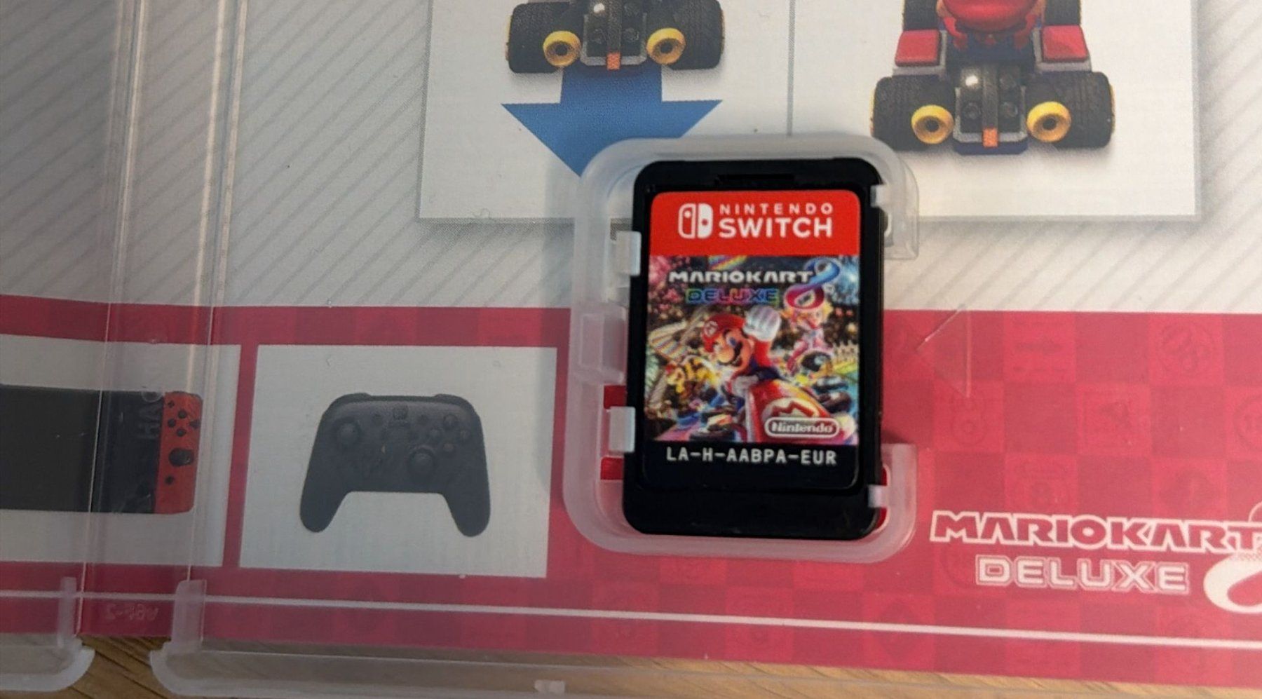 Nintendo Giochi: NINTENDO SWITCH MARIO KART 8 DELUXE – Usato da Zürich venduto da Frei-Occasionen 2
