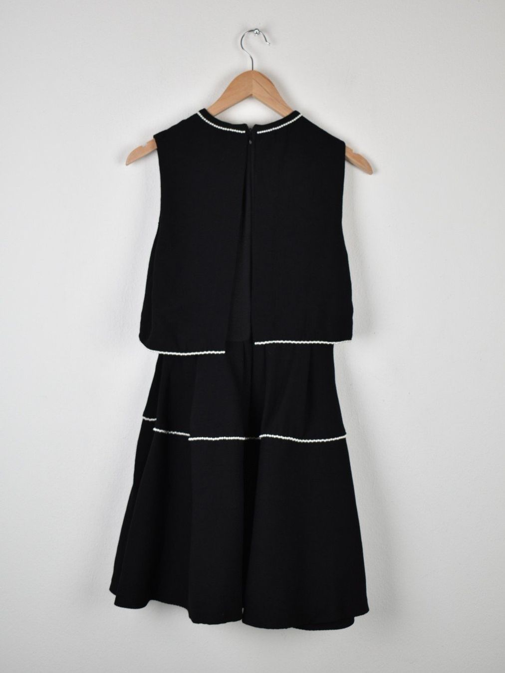 Sandro Vestiti: Sandro Paris Kleid, Gr.1 (34), schwarz mit Perlen – Nuovo (secondo la descrizione) da Nürensdorf venduto da 2ND_STORY 2