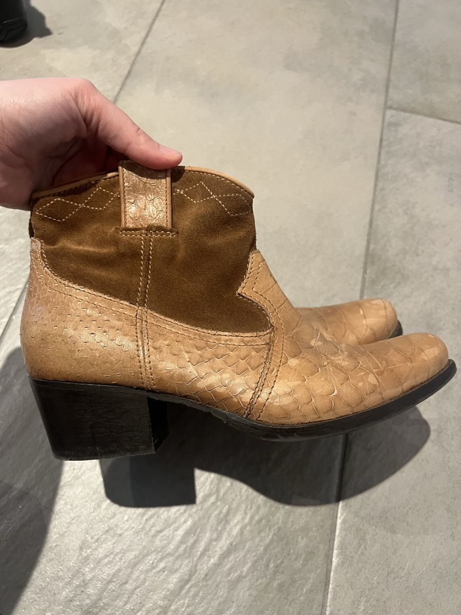 Globus Scarpe da donna: Cowboystiefel / Lederstiefel Gr. 38 - Globus – Usato da Langenthal venduto da ivet7 1