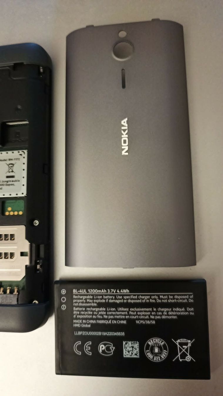 Nokia Telefoni cellulari / Smartphones: Nokia 230 Dual Sim OVP – Nuovo e nell'imballaggio originale da Oberägeri venduto da nkarat 4
