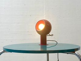 Lampada da tavolo magnetica "Eyeball", Italia, anni '70