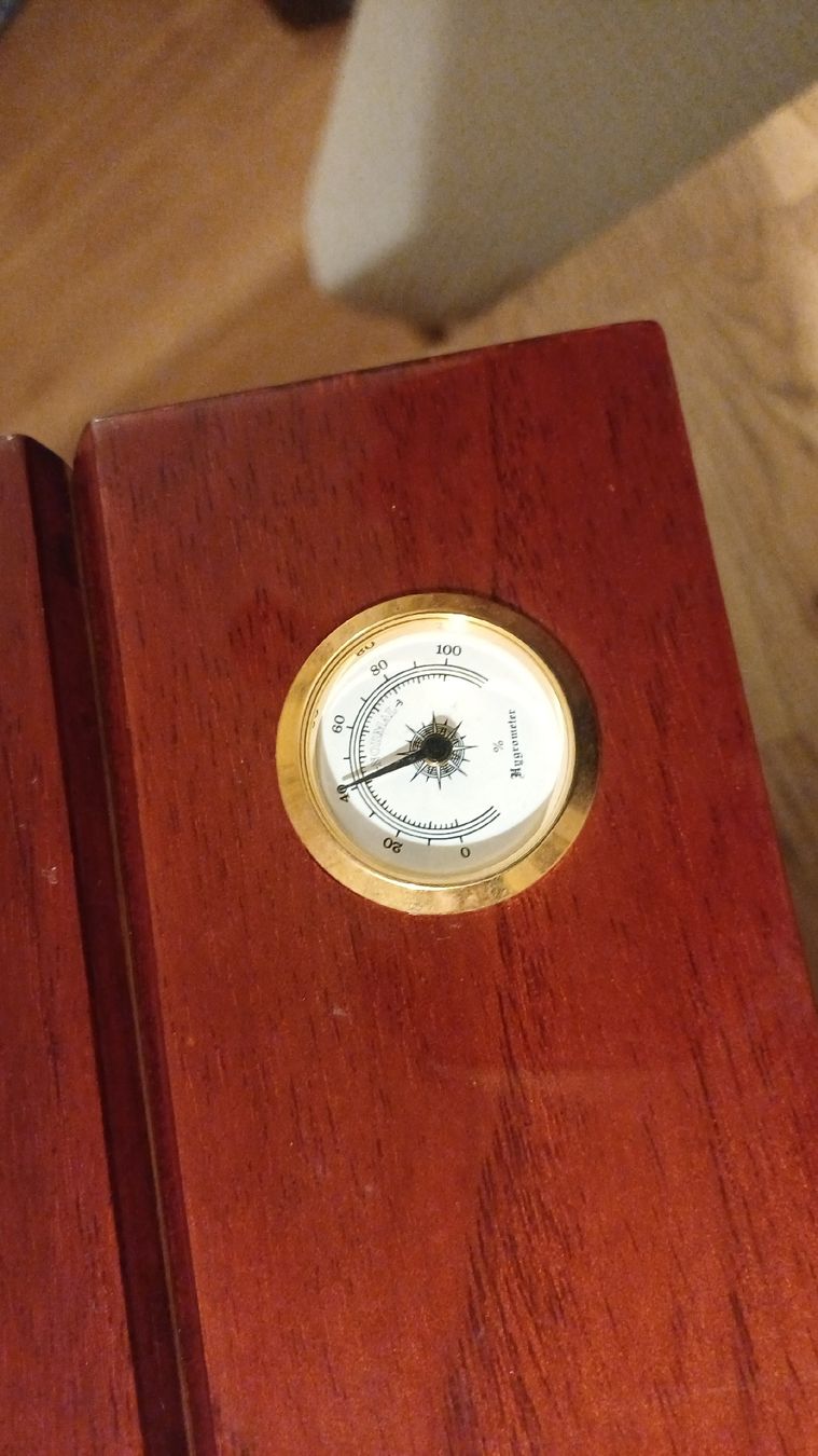 Humidore: Schöner Humidor mit Zubehör – Gebraucht aus Flawil von Naphtali 7