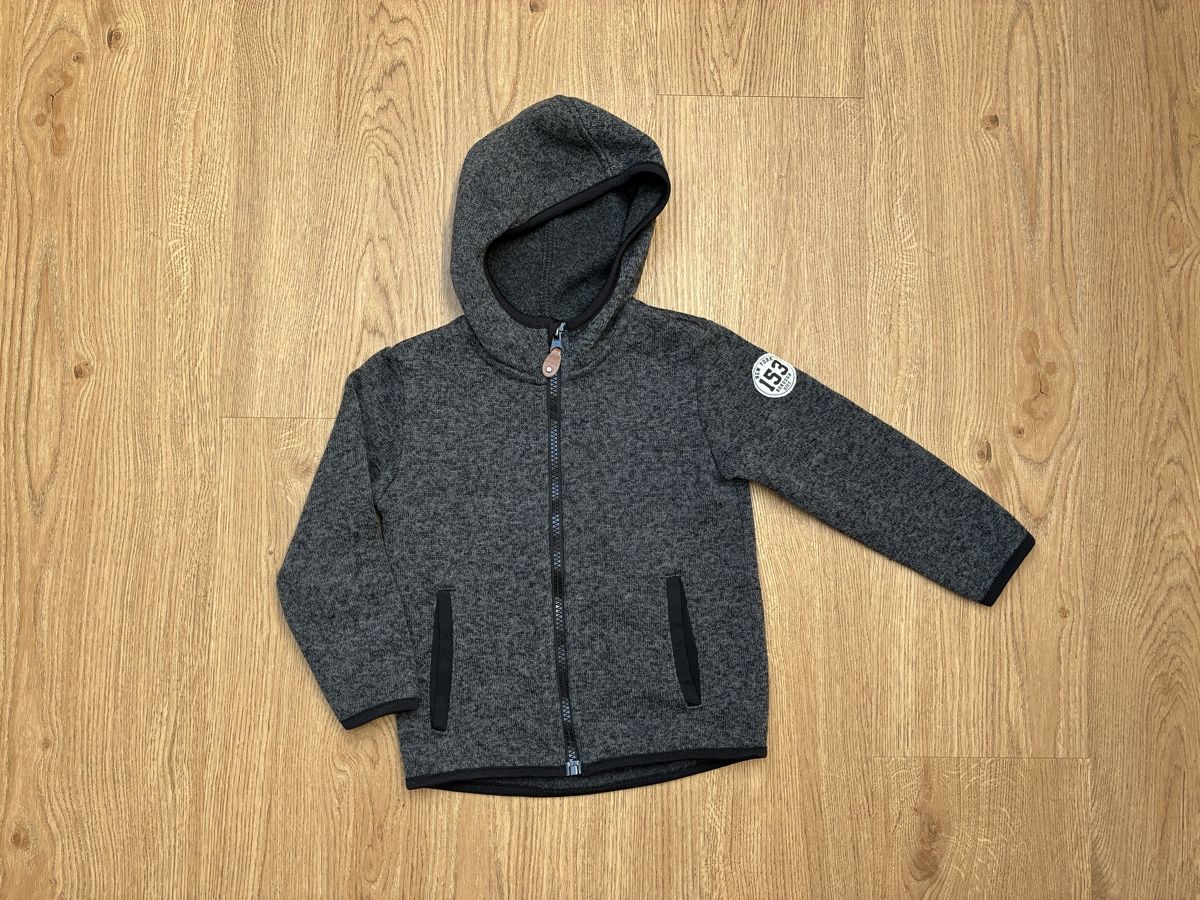 H&M Maglioni & Felpe: Fleecejäckli Grösse 98/104 – Usato da Witterswil venduto da Livee