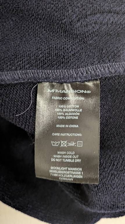 Maglioni & Felpe: Navy Hoodie mit Front Embroidery M – Usato da Niederuzwil venduto da davidseifert 1