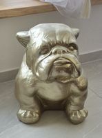 Dekorative  Grosse Bulldogge Figur goldfarben Sitzen