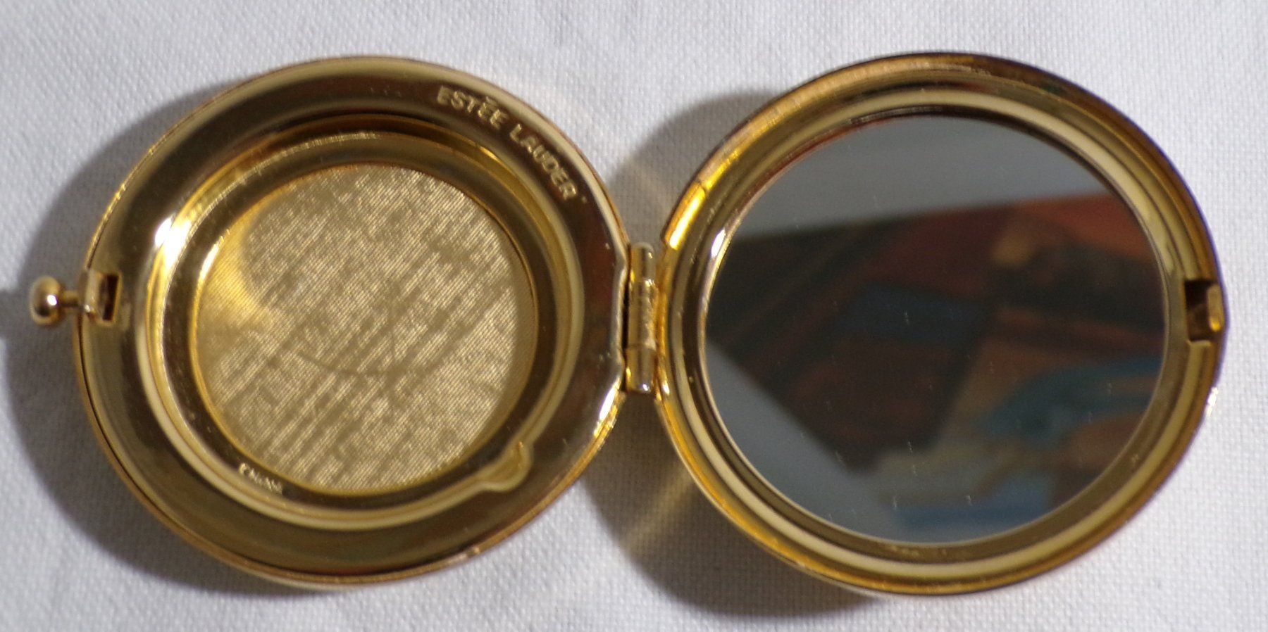 Estée Lauder Make-up: Estée Lauder Puderdose Steinbock – Usato da Dübendorf venduto da alracfo 2