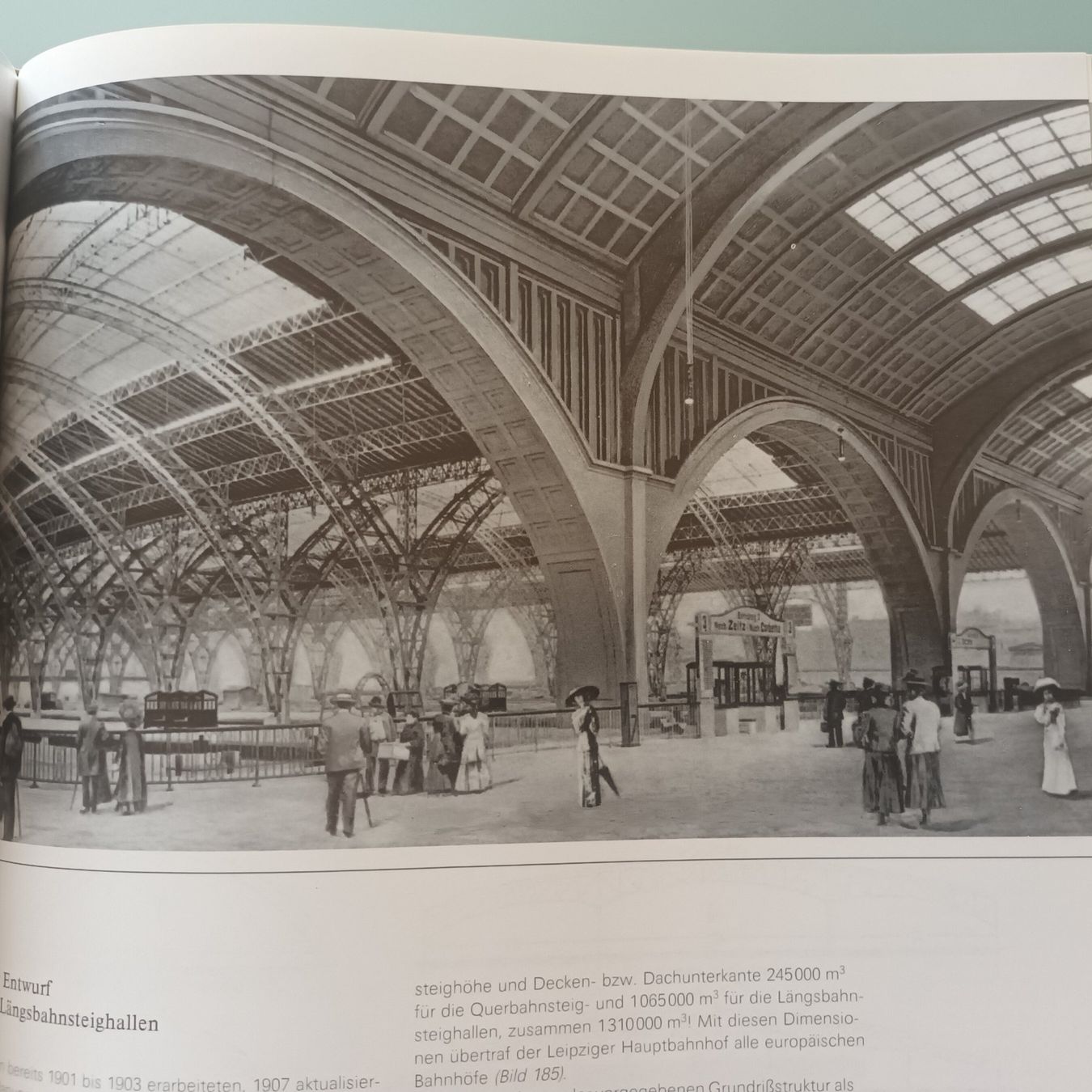 Libri: Hauptbahnhof Leipzig – Nuovo (secondo la descrizione) da Lausanne venduto da ggr 3