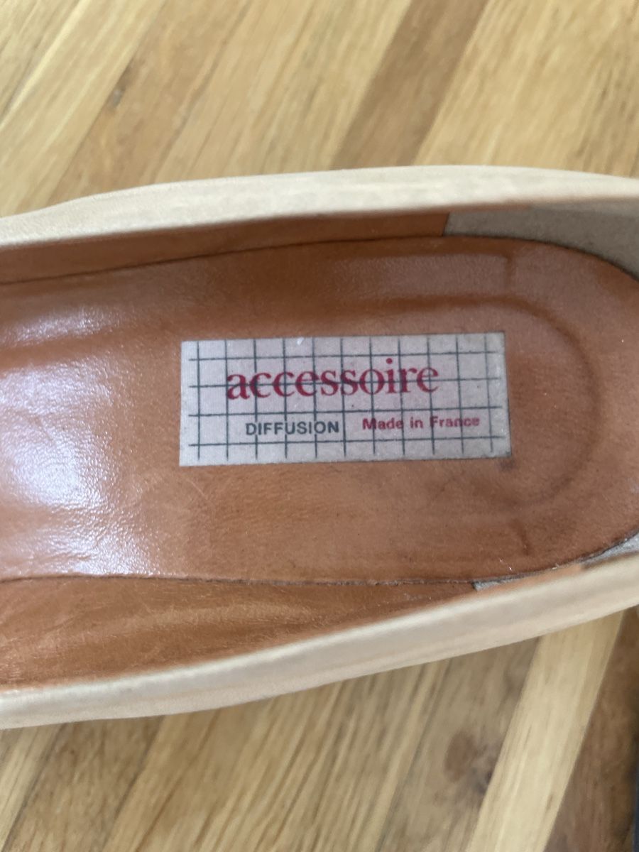 Damenschuhe: Escarpins beiges daim, taille 40 – Gebraucht aus Troinex von nadinebmichaelson 1