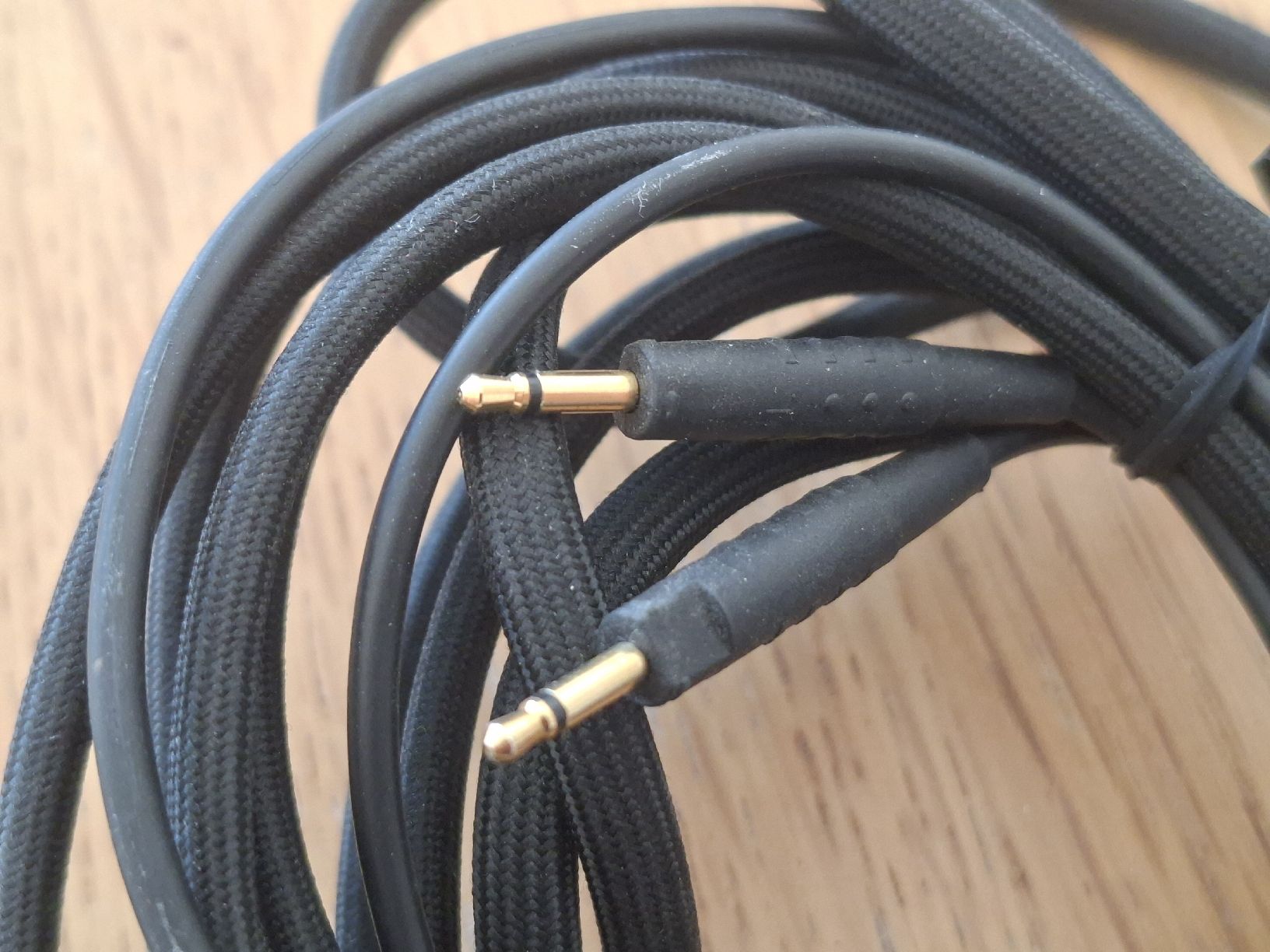 Cavi: Câble audio Sennheiser jack 6.35 vers casque HD-700  – Nuovo (secondo la descrizione) da Zürich venduto da AJ1981 1