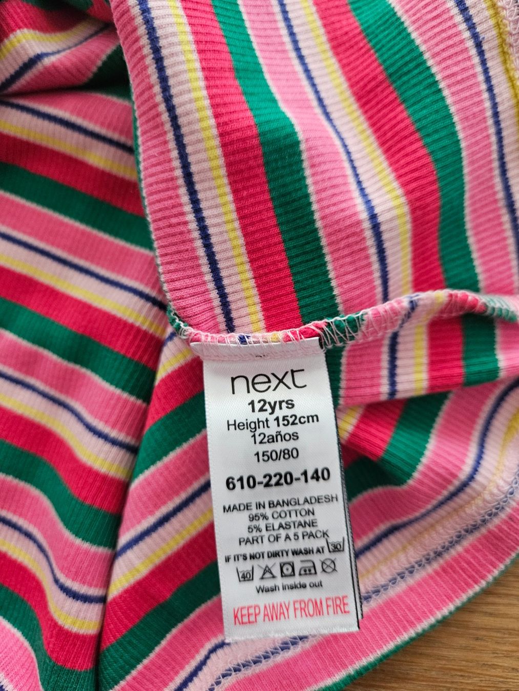 Next Blouses, T-shirts & Tops: Next Top Gr. 152 bunt – D'occasion à Engelburg par ynnoc19 1