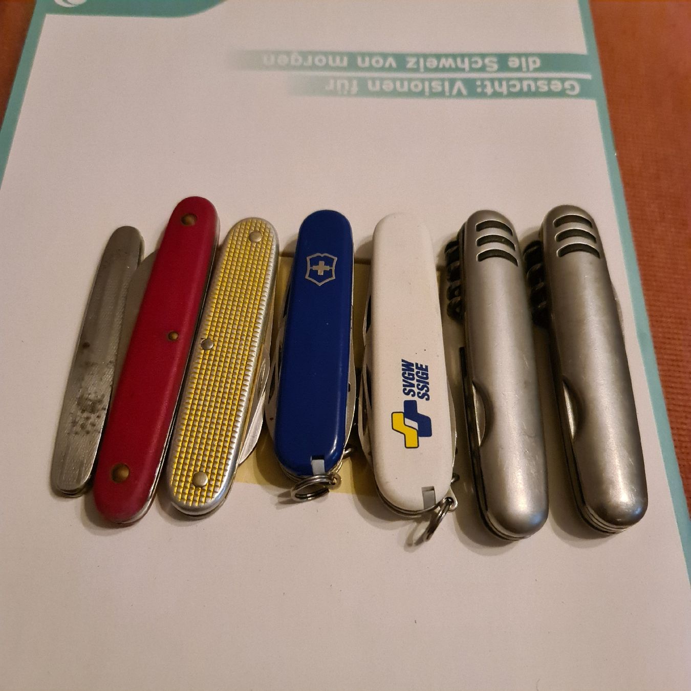 Taschenmesser: 7 Taschenmesser – Gebraucht aus Zürich von jaa_8n7l