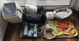 Welpen-Set/Hundezubehör: Box, Bett, Spielzeug, Pflegeartikel