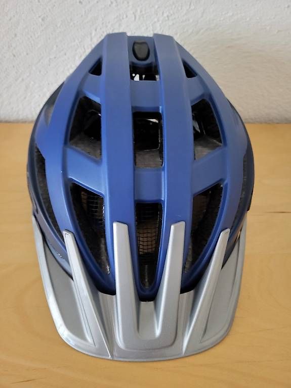 Uvex Caschi: Uvex Helm I-VO CC – Usato da Thun venduto da and_jnp8 2