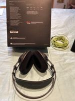 AKG-Q701 Black The Quincy Jones Signature Line Headphones