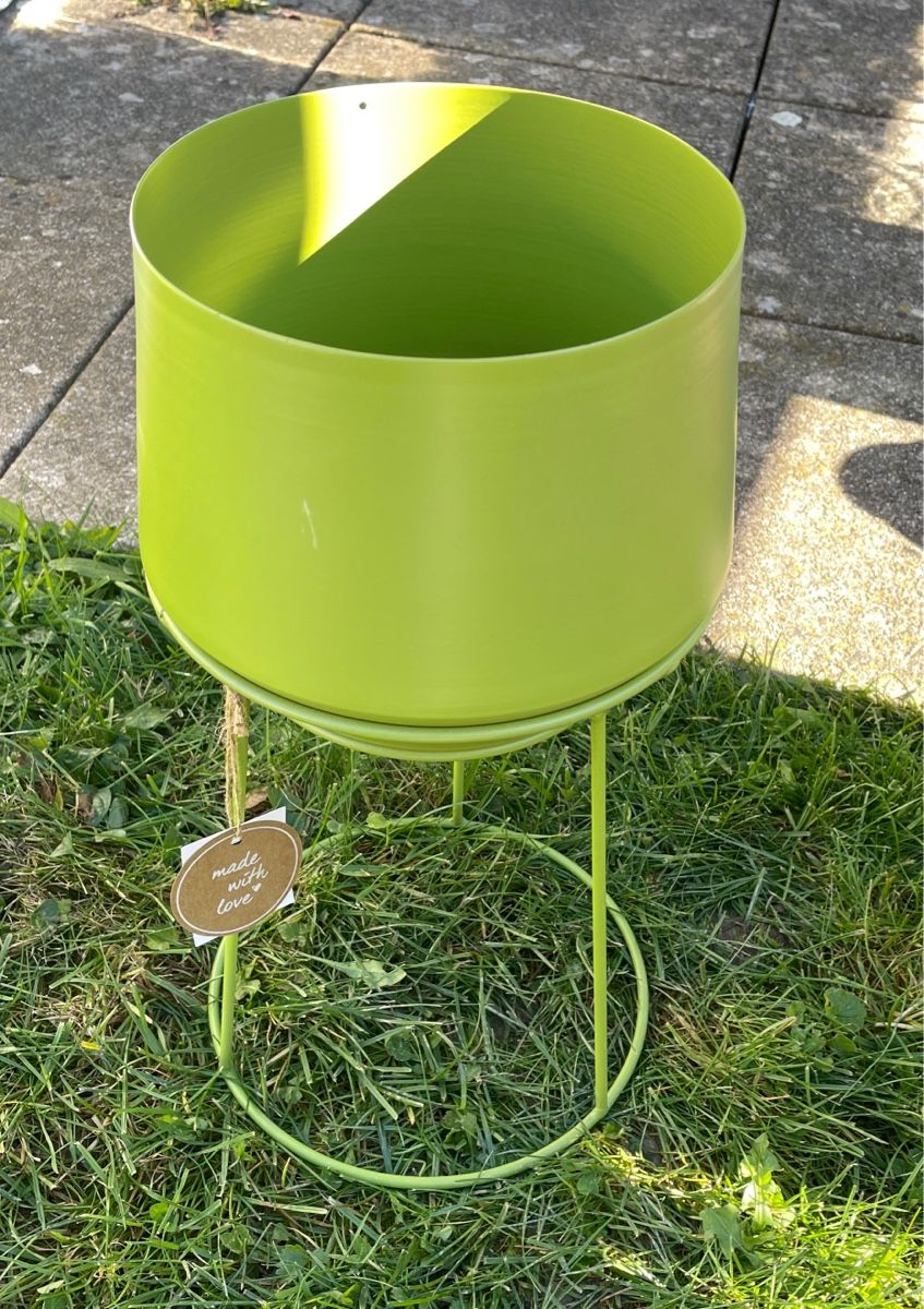 Pots de fleurs: Grüner Blumentopf NEU – Neuf avec emballage d'origine à Igis par Mona1792