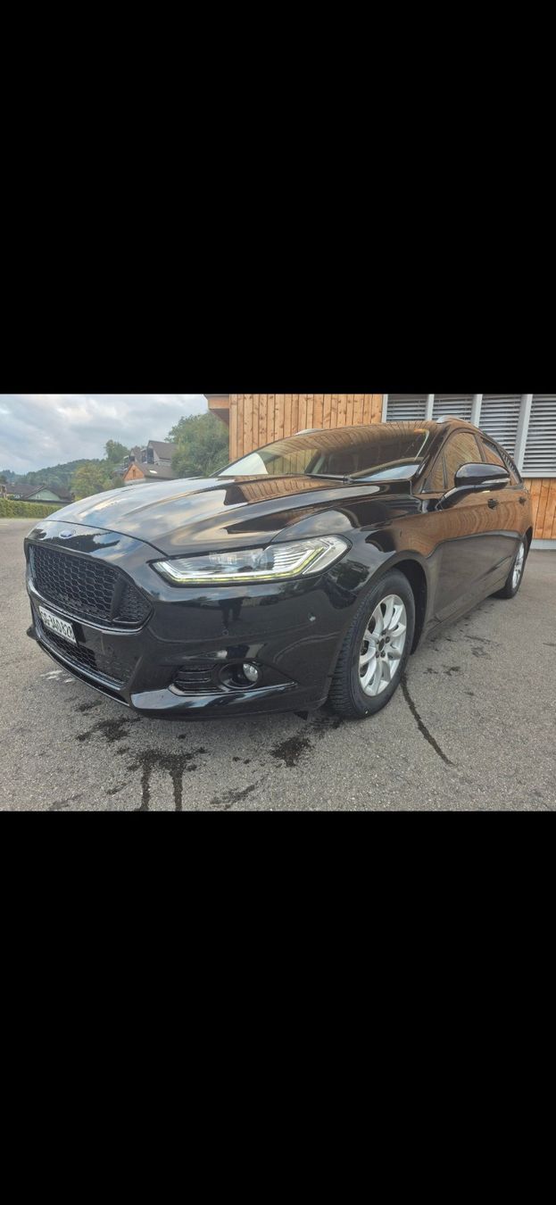 Ford Autos: FORD Mondeo 2.0 EcoBoost SCTi Titanium Automatic – D'occasion à Sevelen par Cano240620 1