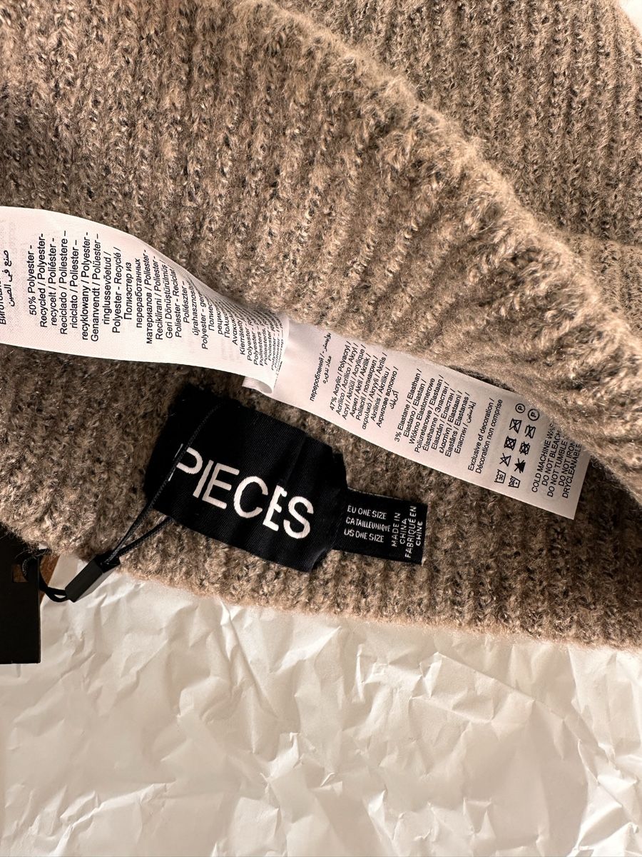 Hüte, Mützen & Caps: Wunderschöner Beanie, neu, Neupreis: CHF 18.- – Neu und originalverpackt aus Zürich von MaxZurich 4