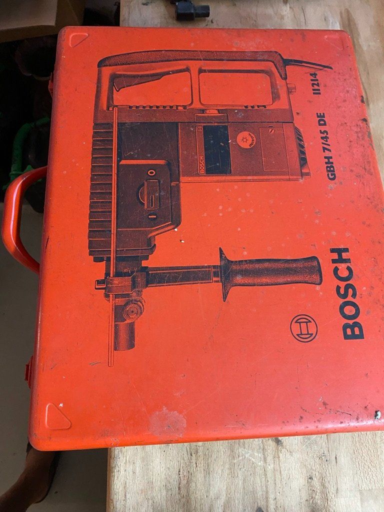 Perceuses: BOSCH Bohrhammer – D'occasion à Wetzikon ZH par JAG50 1