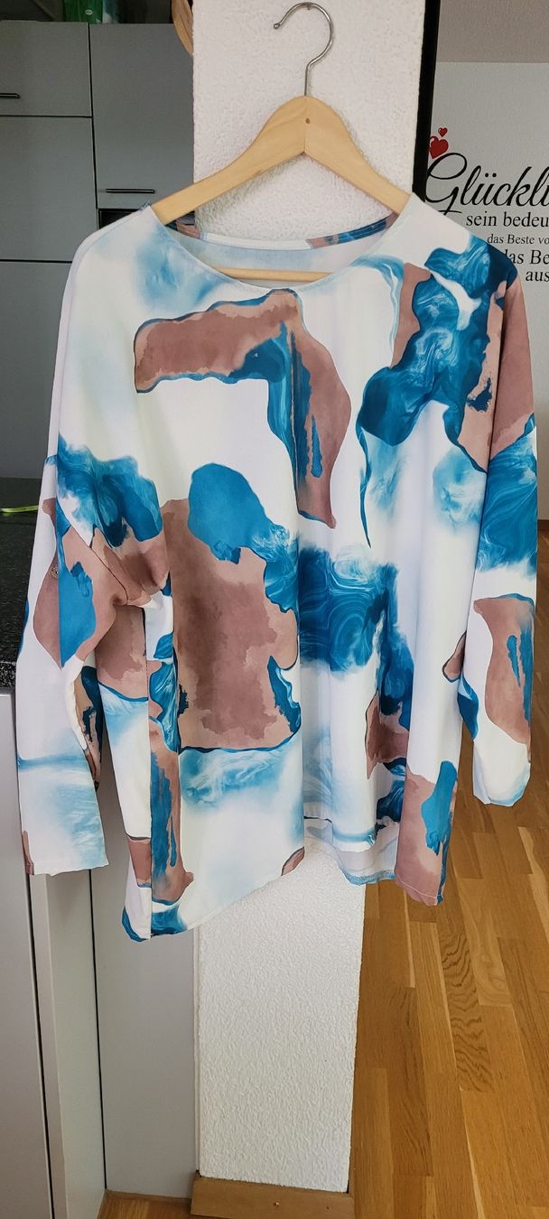 Kleiderpakete: Frühlings-Set: Bluse mit Muster & braune Hose Gr. 44 – Gebraucht aus Stettlen von Moseca 1