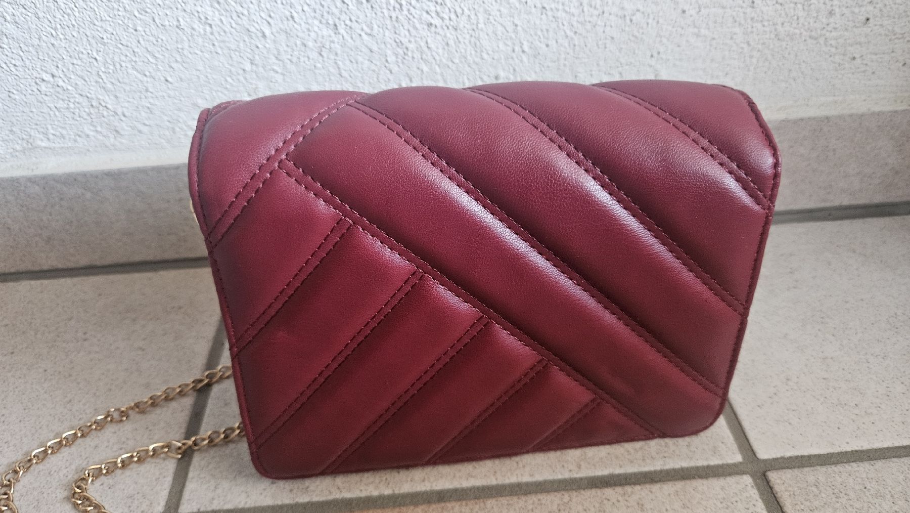 Sacs femmes: Rote Handtasche  – D'occasion à Lippoldswilen par topmodel62 2