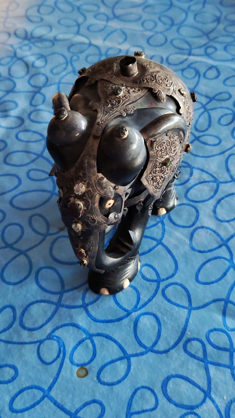 Statuette: Dekorativer Elefant – Usato da Grenchen venduto da Elefantenfam 1