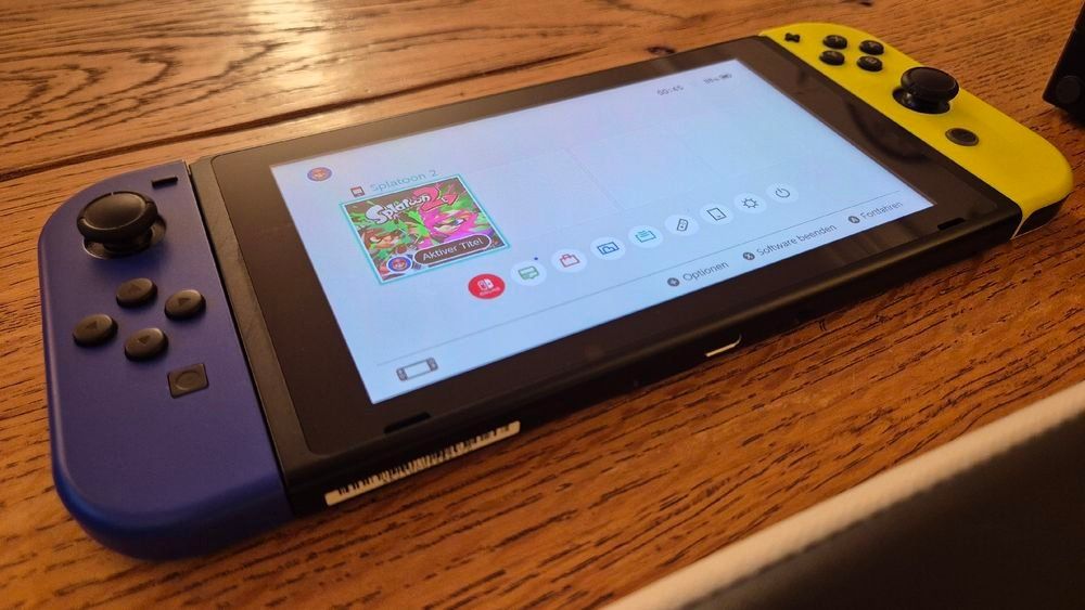 Nintendo Console: Nintendo Switch V2 + Splatoon 2 – Usato da Zürich venduto da Paulaner0 2