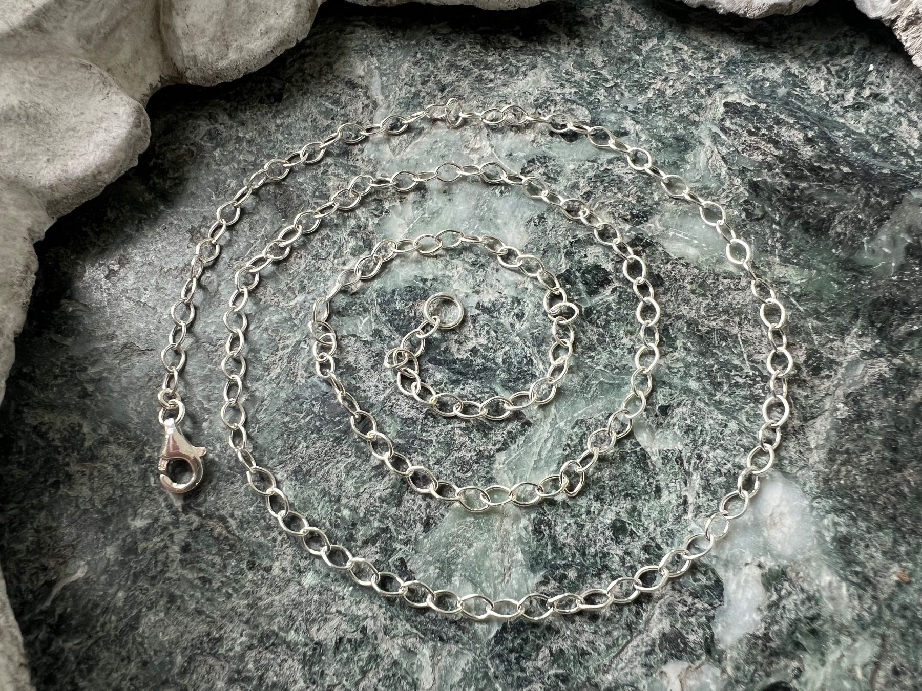 Catenine: Silber Kette 50cm - Durchmesser 2,8mm  - 3,1g - leicht hell – Usato da Bern venduto da Jiffy