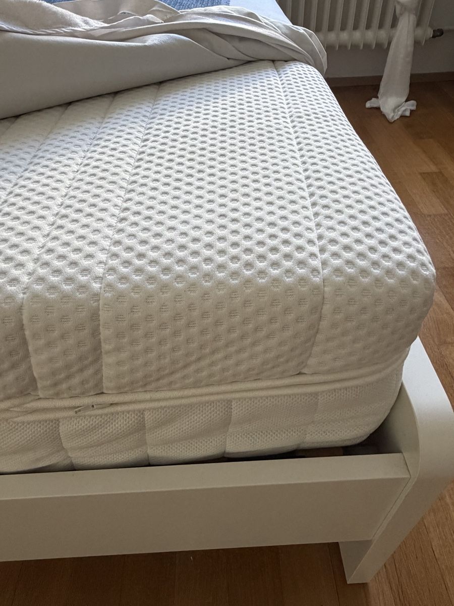 Ikea Letti: Ikea Bett Weiss 140x200 – Usato da Bern venduto da sof_d9fg 2