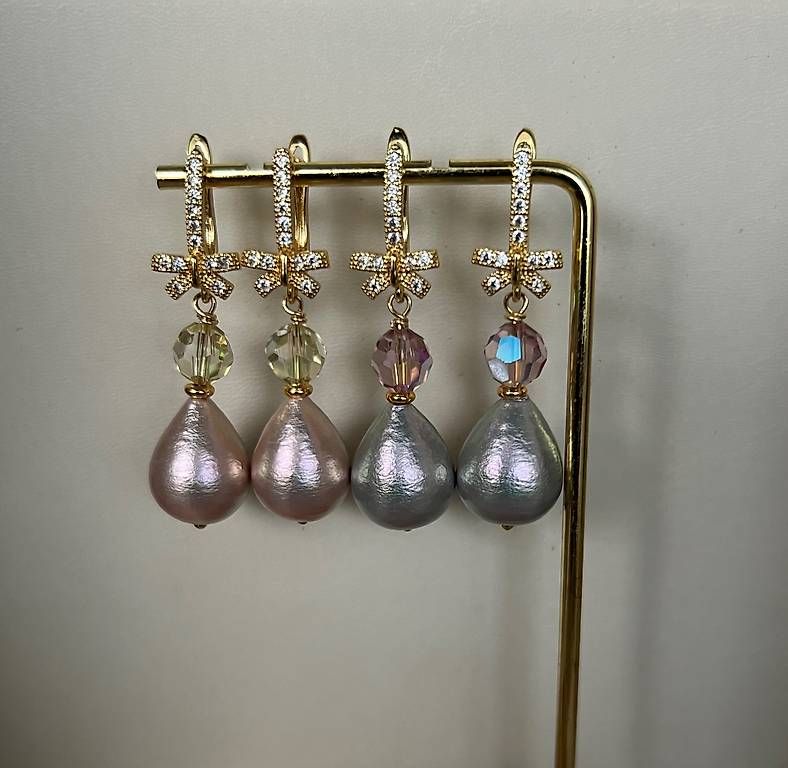 Orecchini pendenti & Orecchini a lobo: Perlen Ohrringe Swarovski  – Usato da Buchs SG venduto da jco_st8t