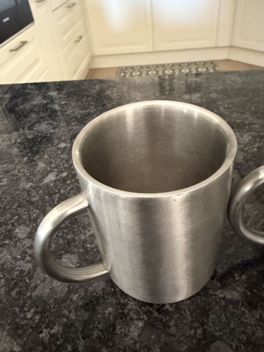 Tasses: Camping Tassen – D'occasion à Tagelswangen par Gizzmo..77 1
