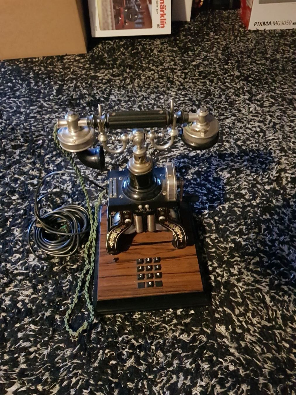 Ericsson Telefoni: Telefon Ericsson 1892 – Usato da Herzogenbuchsee venduto da Numis25