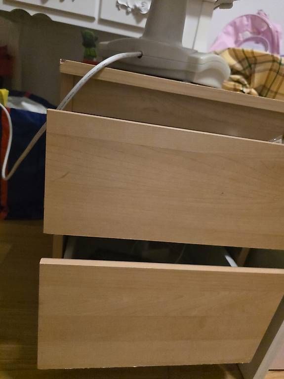 Tables de nuit: Gratis Nachttisch ×2 – D'occasion à Bern par Mdixzy 3