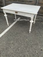 Antiker Holztisch mit  Schublade