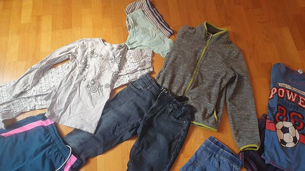 Lotti & Set di vestiti: Kleiderset Mädchen 164 – Usato da Niederwangen b. Bern venduto da thurncaro 4